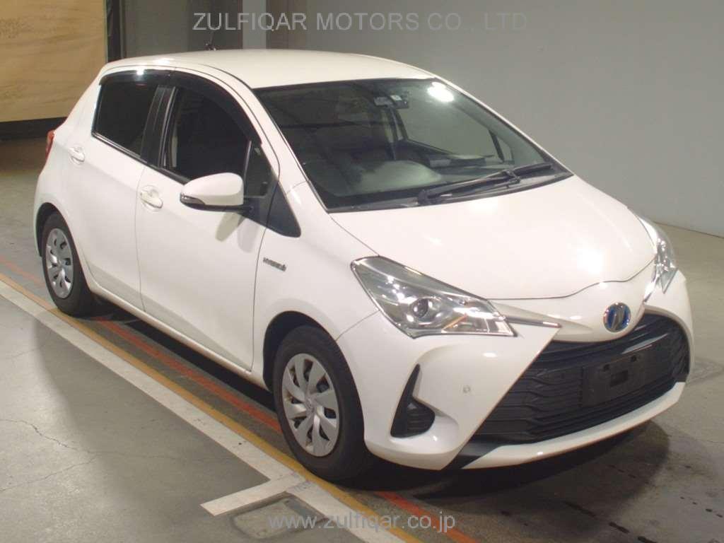 TOYOTA VITZ 2019 Image 3