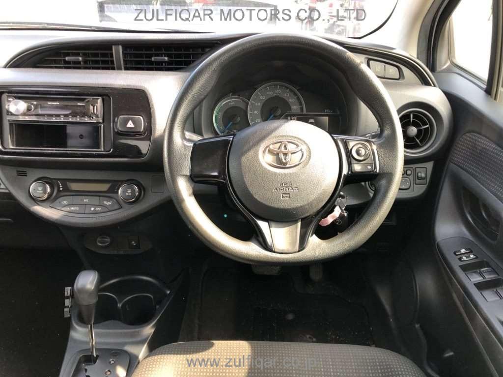 TOYOTA VITZ 2019 Image 6