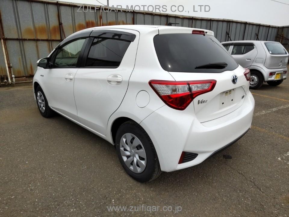 TOYOTA VITZ 2019 Image 4