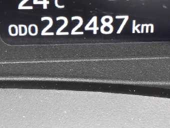 TOYOTA VITZ 2019 Image 8