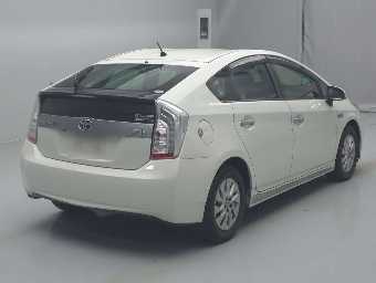 TOYOTA PRIUS PHV 2014 Image 2