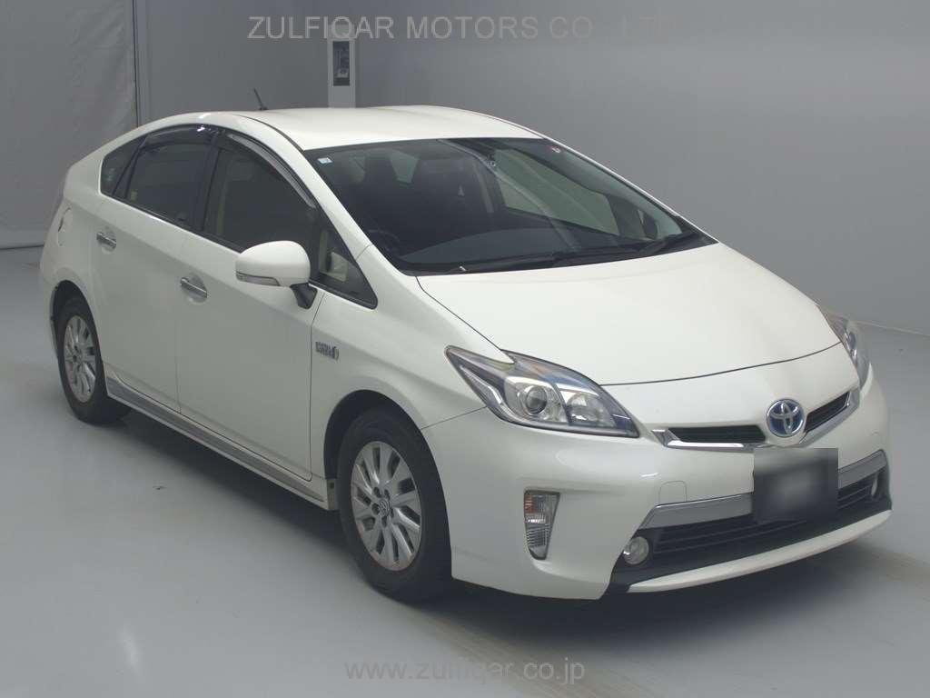 TOYOTA PRIUS PHV 2014 Image 3