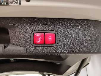 MERCEDES AMG GLS 2023 Image 29