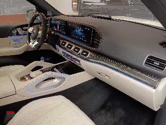 MERCEDES AMG GLS 2023 Image 37