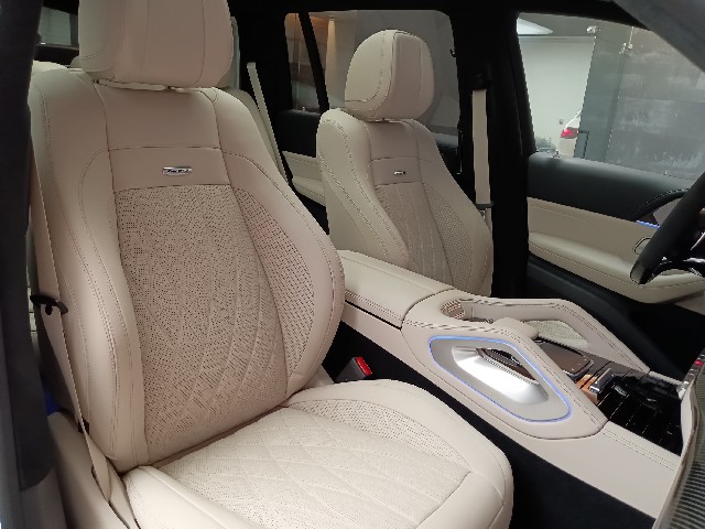 MERCEDES AMG GLS 2023 Image 45