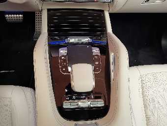 MERCEDES AMG GLS 2023 Image 46