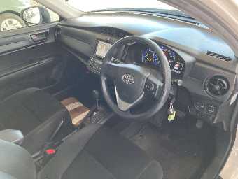 TOYOTA COROLLA AXIO 2018 Image 5