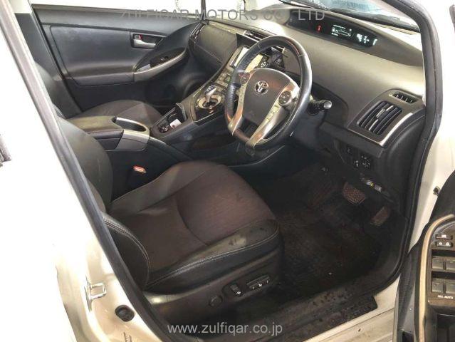 TOYOTA PRIUS PHV 2014 Image 5