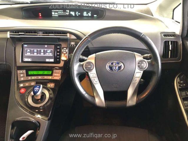 TOYOTA PRIUS PHV 2014 Image 6