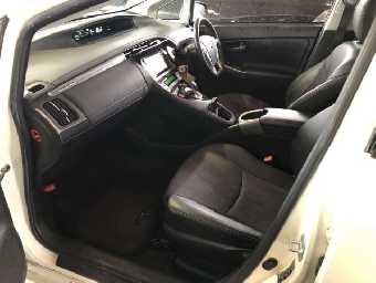 TOYOTA PRIUS PHV 2014 Image 9