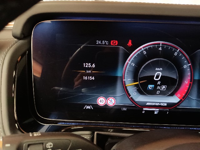 MERCEDES AMG G CLASS 2022 Image 29