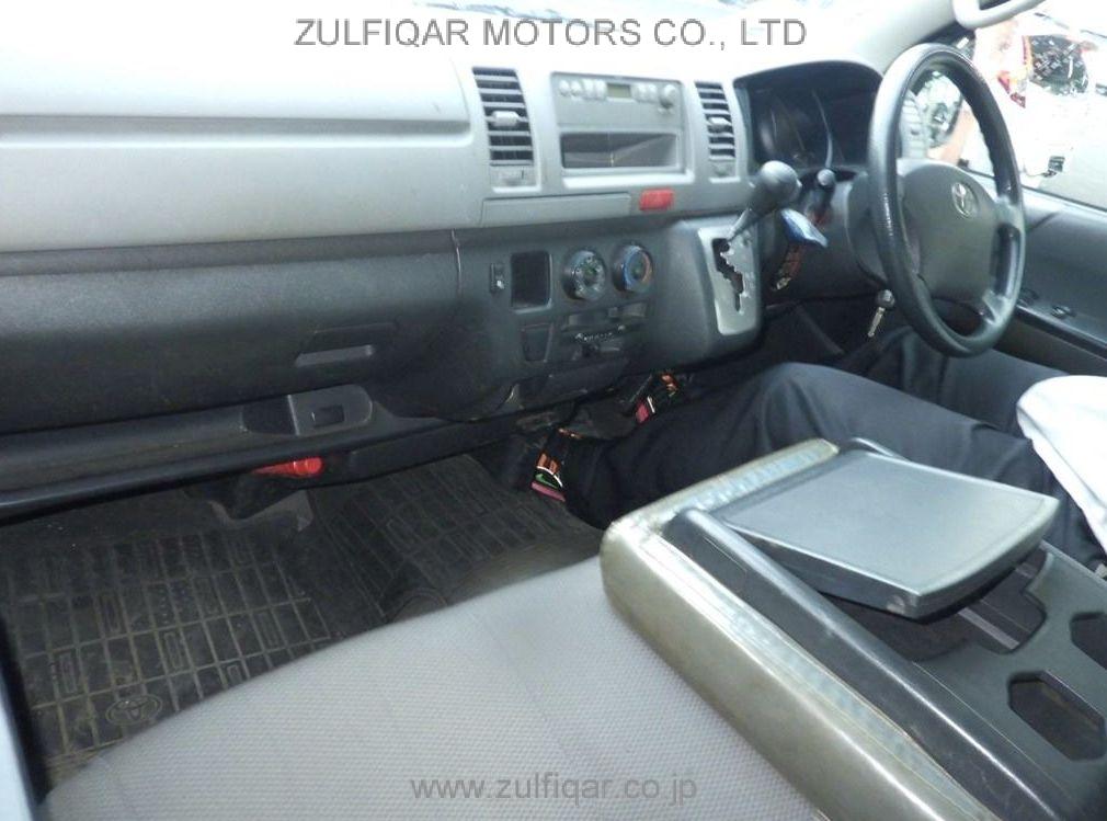 TOYOTA HIACE 2013 Image 3