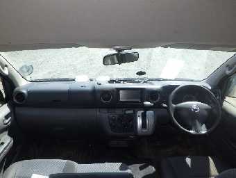 NISSAN NV350 CARAVAN 2014 Image 13