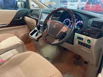 TOYOTA VELLFIRE 2012 Image 5