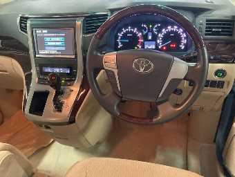 TOYOTA VELLFIRE 2012 Image 6
