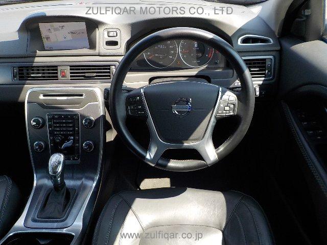 VOLVO V70 2013 Image 7