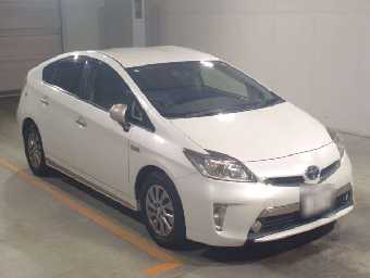 TOYOTA PRIUS PHV 2014 Image 3
