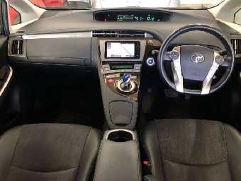 TOYOTA PRIUS PHV 2014 Image 6