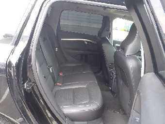 VOLVO V70 2011 Image 14