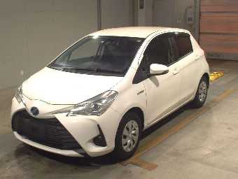 TOYOTA VITZ 2019 Image 1