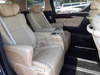 TOYOTA VELLFIRE 2017 Image 10