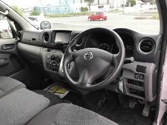 NISSAN NV350 CARAVAN 2017 Image 5