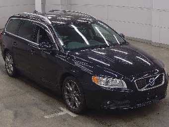 VOLVO V70 2013 Image 1