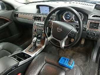 VOLVO V70 2013 Image 3