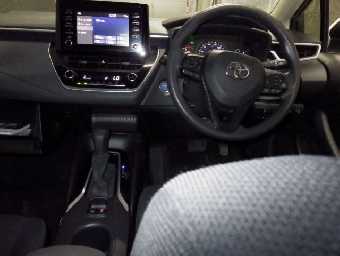 TOYOTA COROLLA TOURING 2020 Image 4