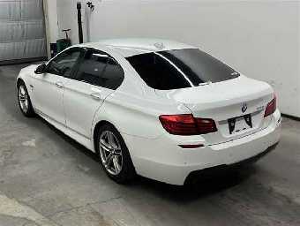 BMW 5 SERIES 2016 Image 2