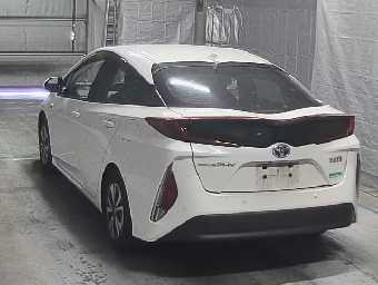 TOYOTA PRIUS PHV 2019 Image 7
