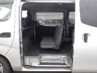 NISSAN NV350 CARAVAN 2019 Image 18