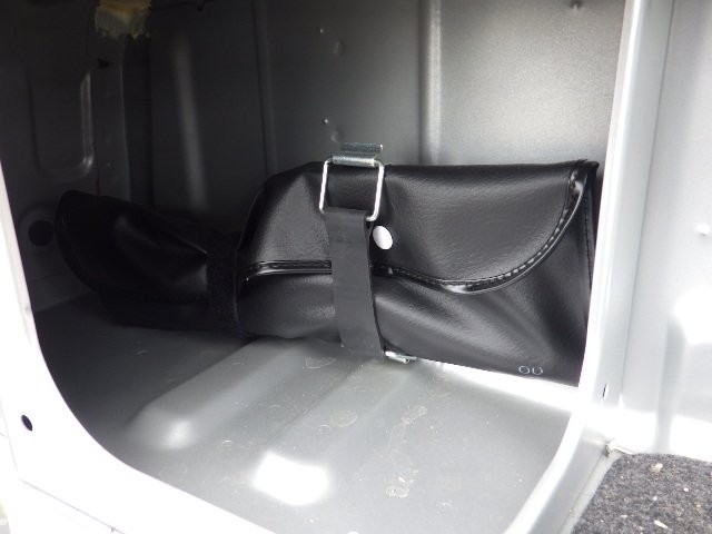 NISSAN NV350 CARAVAN 2019 Image 33