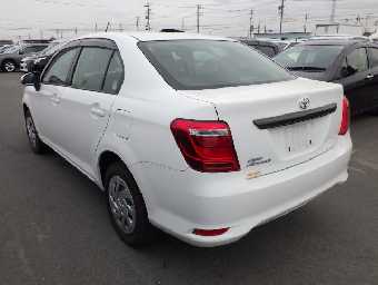 TOYOTA COROLLA AXIO 2018 Image 2