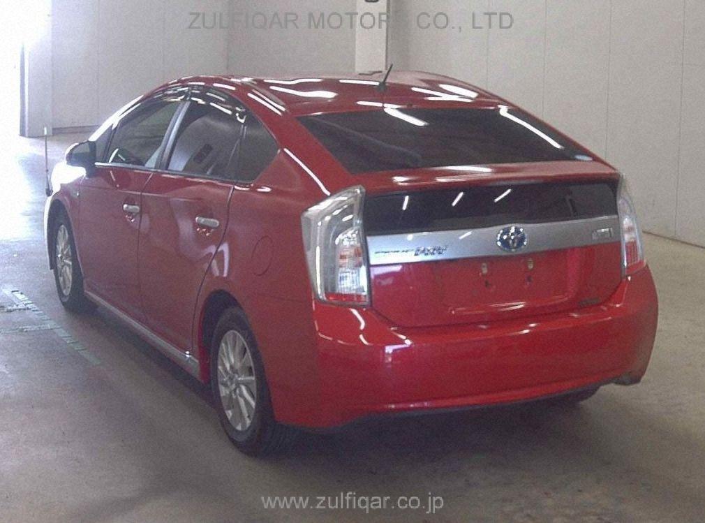 TOYOTA PRIUS PHV 2014 Image 2