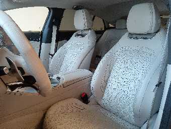 MERCEDES AMG GT 2019 Image 19