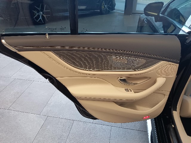 MERCEDES AMG GT 2019 Image 30