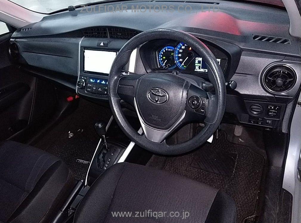 TOYOTA COROLLA FIELDER 2019 Image 3