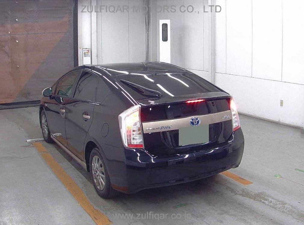 TOYOTA PRIUS PHV 2014 Image 2