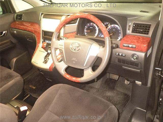 TOYOTA VELLFIRE 2010 Image 3