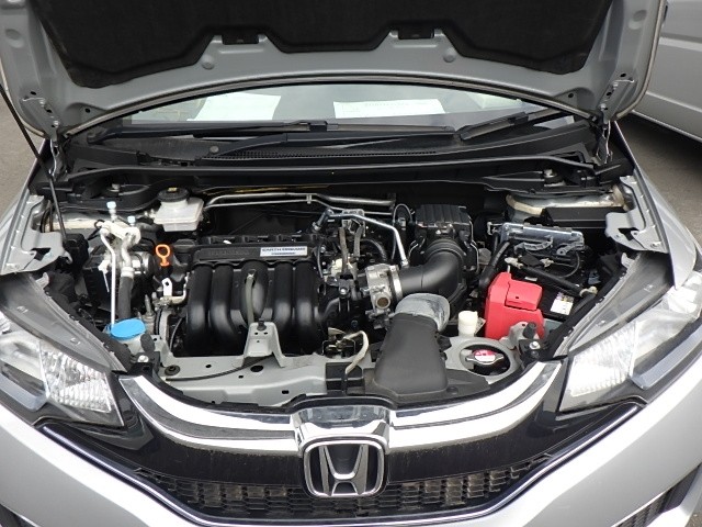 HONDA FIT HYBRID 2017 Image 21