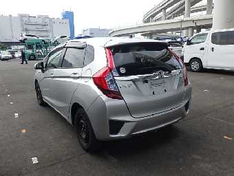 HONDA FIT HYBRID 2017 Image 8