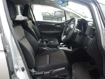 HONDA FIT HYBRID 2017 Image 10