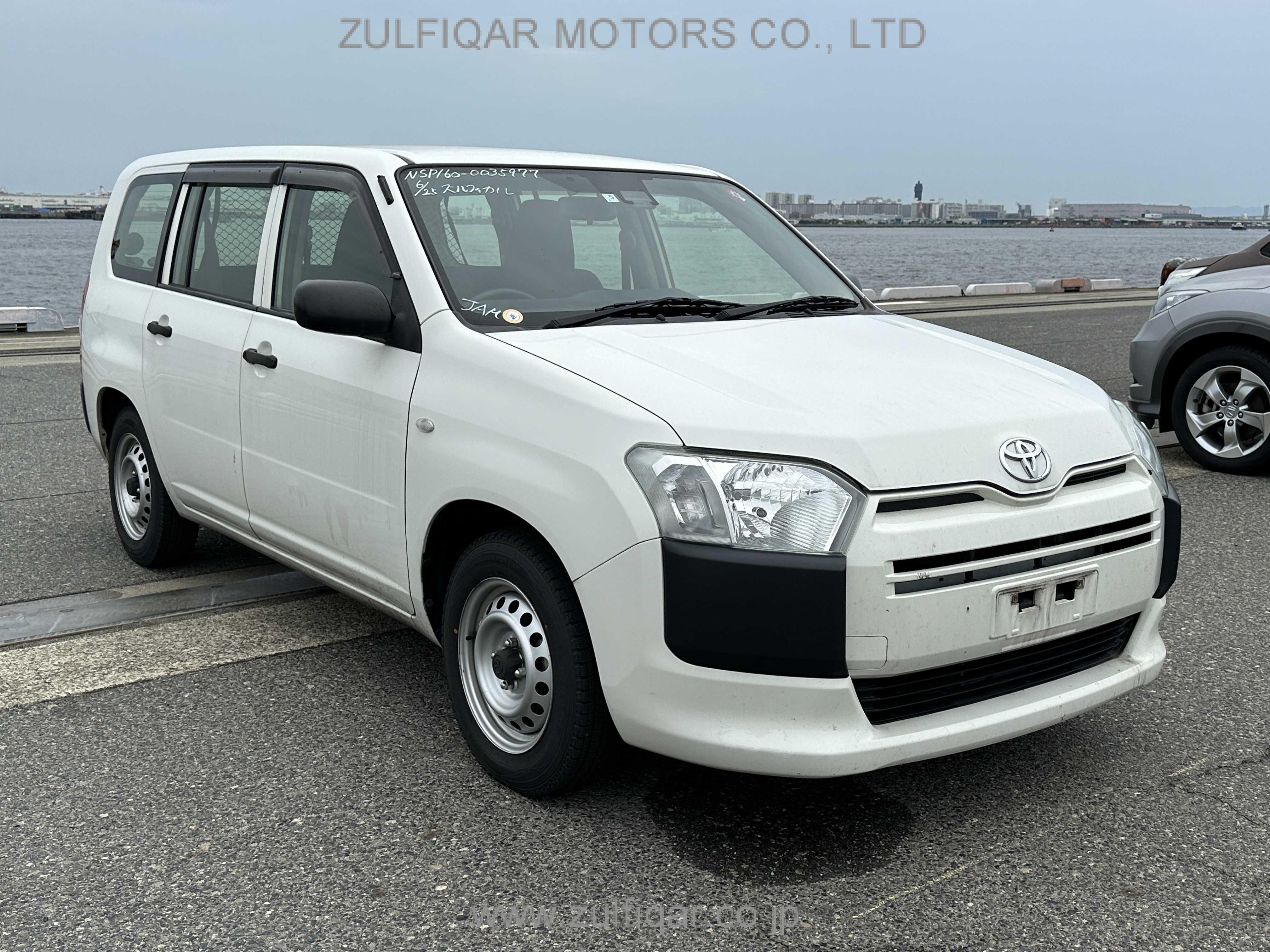 TOYOTA PROBOX 2018 Image 12