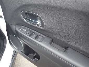 HONDA VEZEL 2020 Image 9