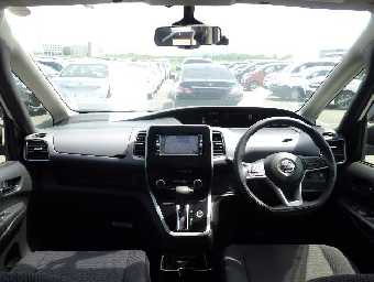 NISSAN SERENA 2019 Image 17