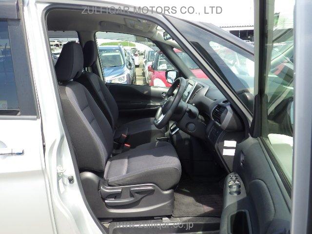 NISSAN SERENA 2019 Image 24