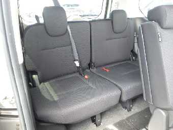 NISSAN SERENA 2019 Image 21