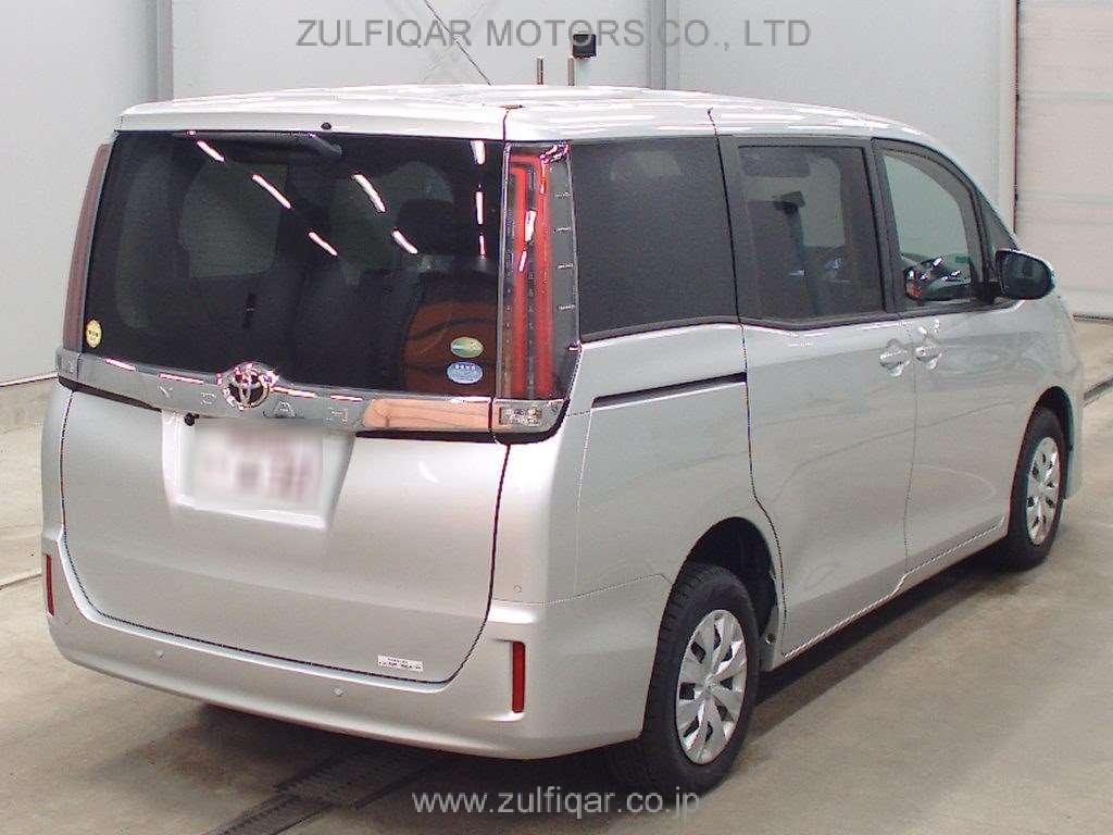 TOYOTA NOAH 2020 Image 2