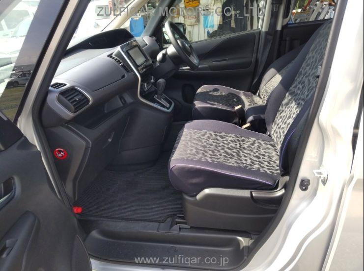 NISSAN SERENA 2019 Image 21